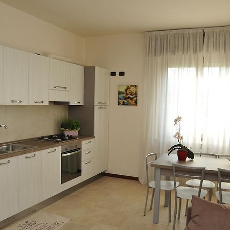 Appartamento Lago Peschiera del Garda Rom bilde